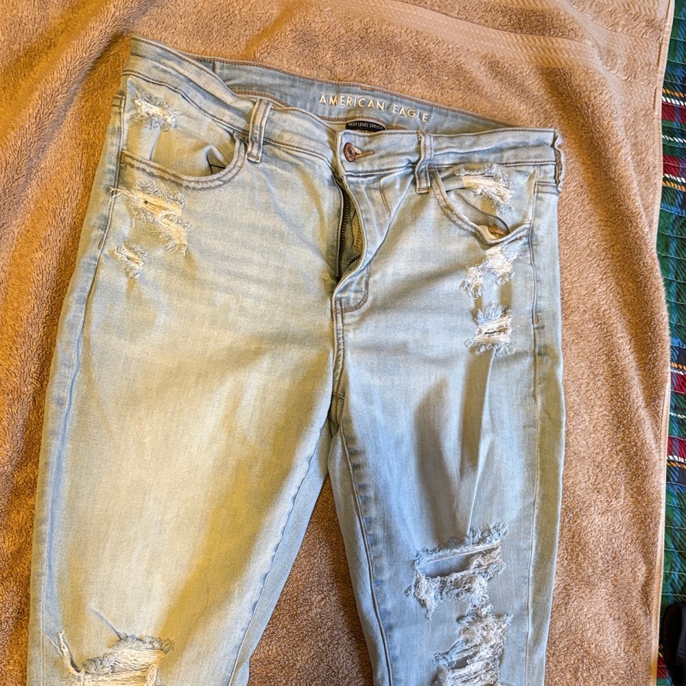 American Eagle Outfitters Light Blue Ripped Boyfriend Jeans